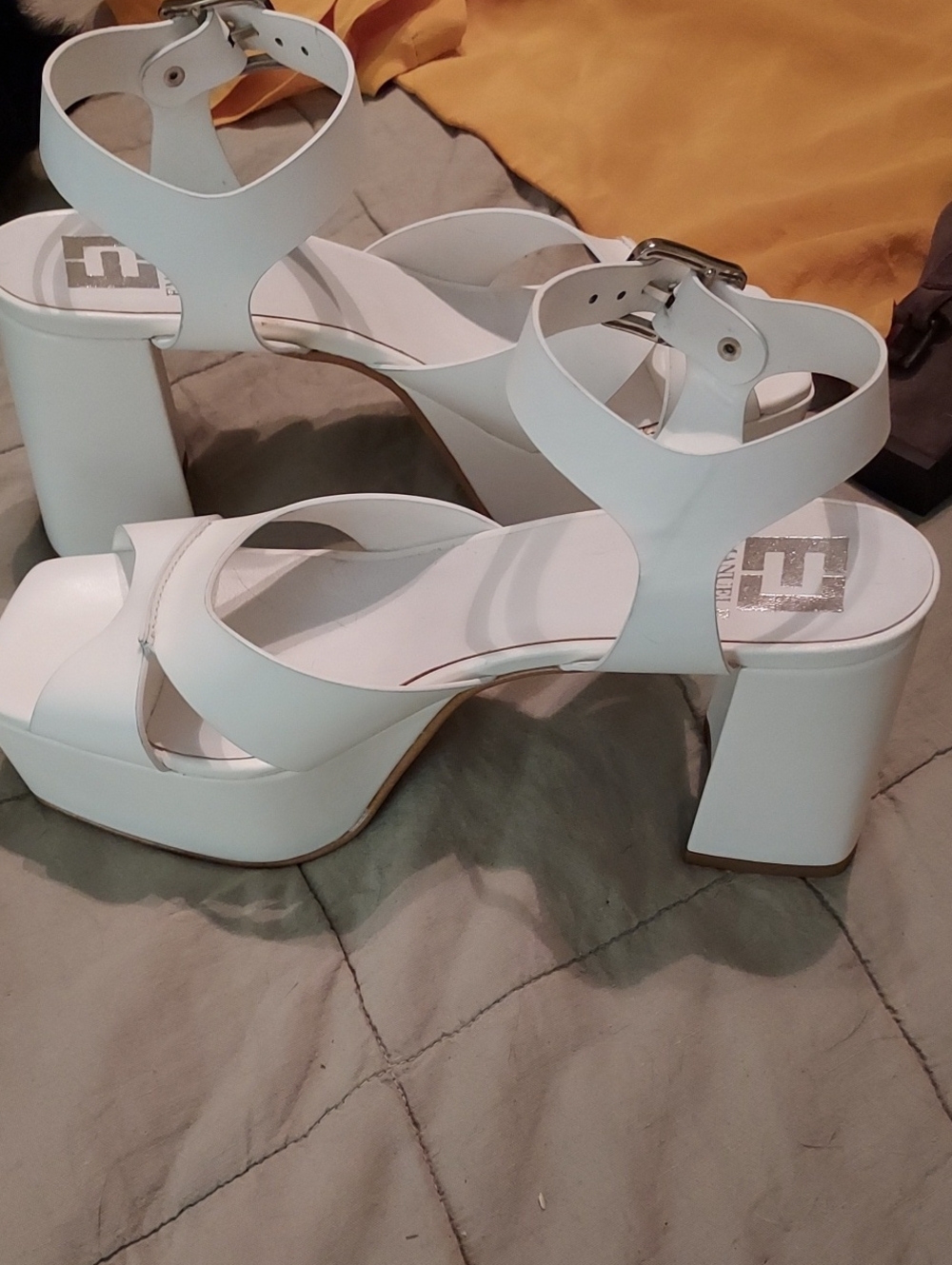 Emanuele Crasto White Platform Sandals Sz 8 Never Worn